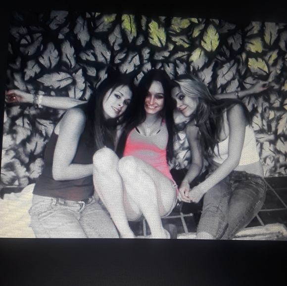 Meet your Posher, Audrey - Picture 9 of 16